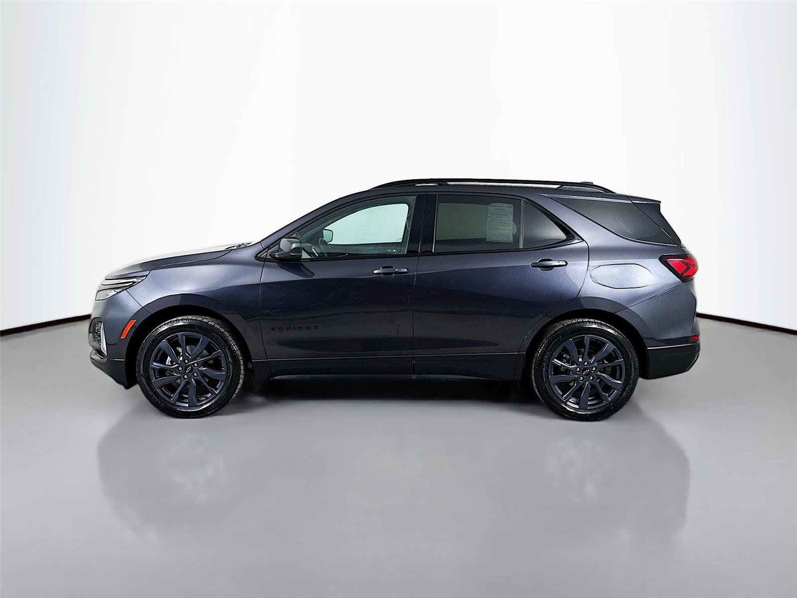Used 2023 Chevrolet Equinox RS AWD/4WD image 6