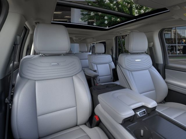 New 2026 Ford Expedition Max Platinum AWD/4WD image 10
