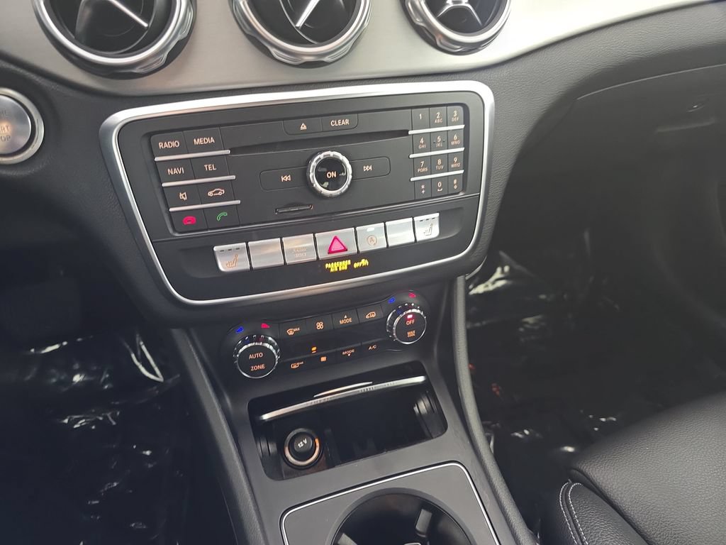 Used 2018 Mercedes-Benz GLA 250 image 27