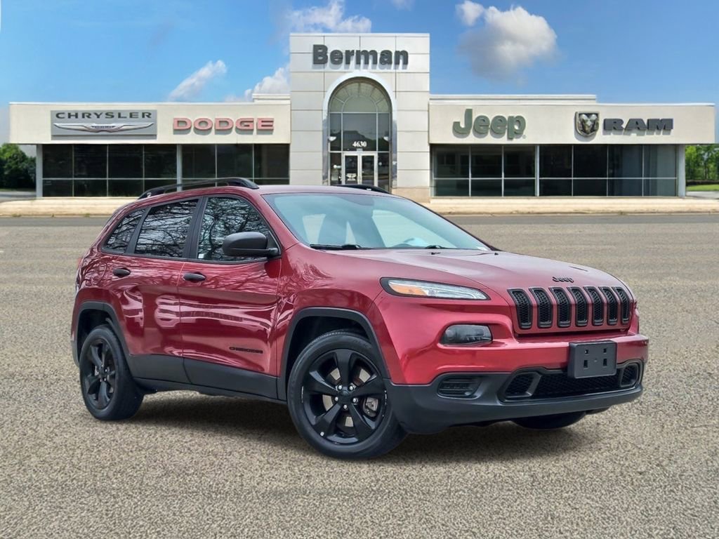 Used 2016 Jeep Cherokee Sport image 2