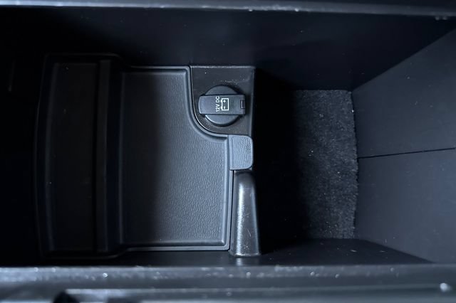 Used 2019 Dodge Journey SE w/ Blacktop Package FWD image 34