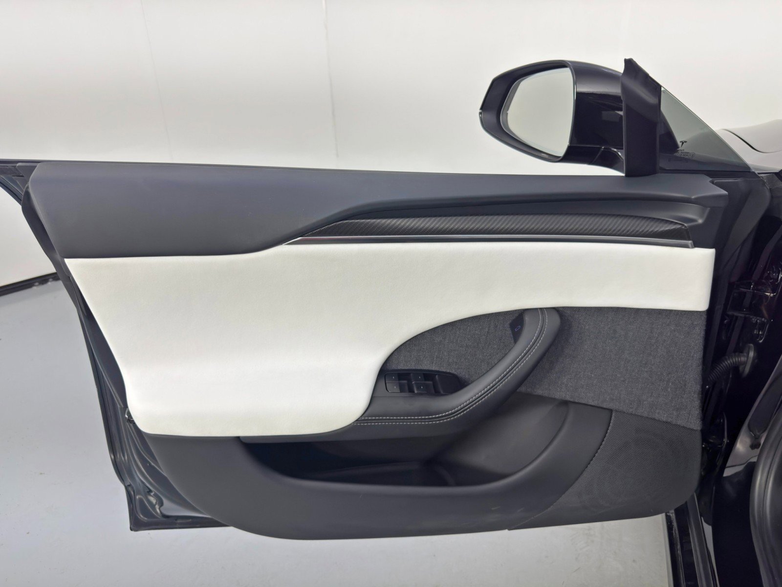 Used 2021 Tesla Model S Plaid AWD/4WD image 43