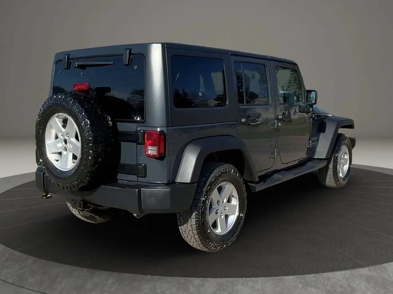 Used 2018 Jeep Wrangler Unlimited Sport w/ Dual Top Group AWD/4WD image 6