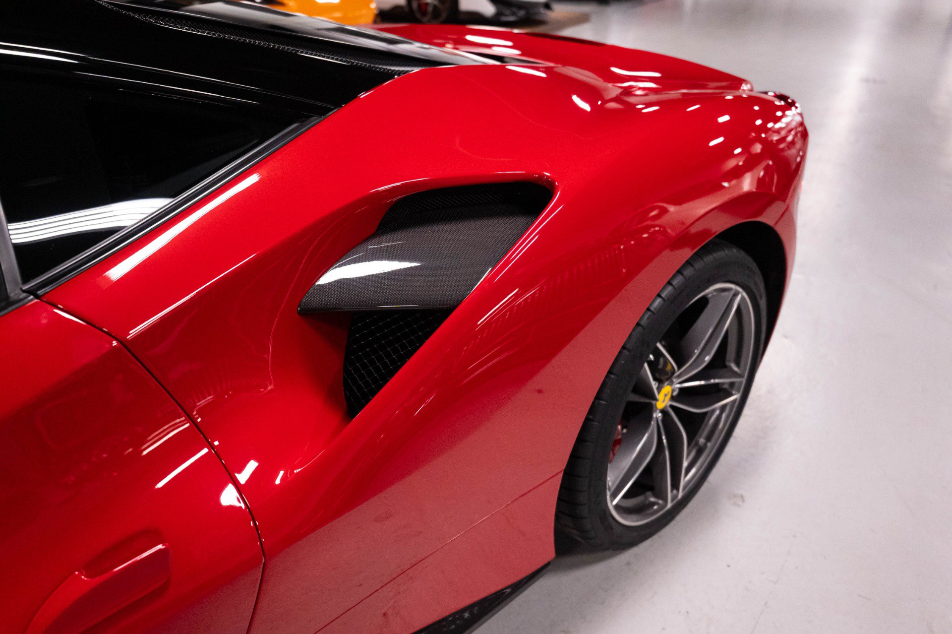 Used 2016 Ferrari 488 GTB RWD image 76