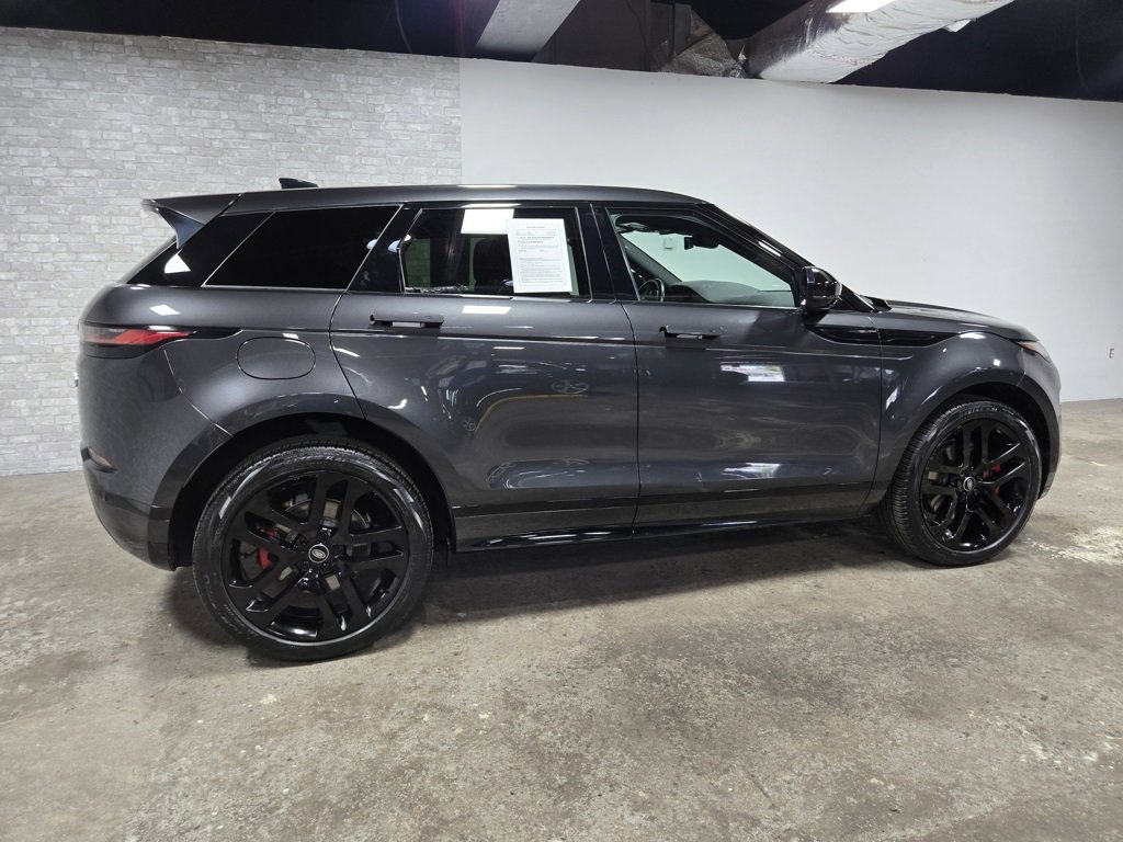 Used 2023 Land Rover Range Rover Evoque R-Dynamic SE image 3