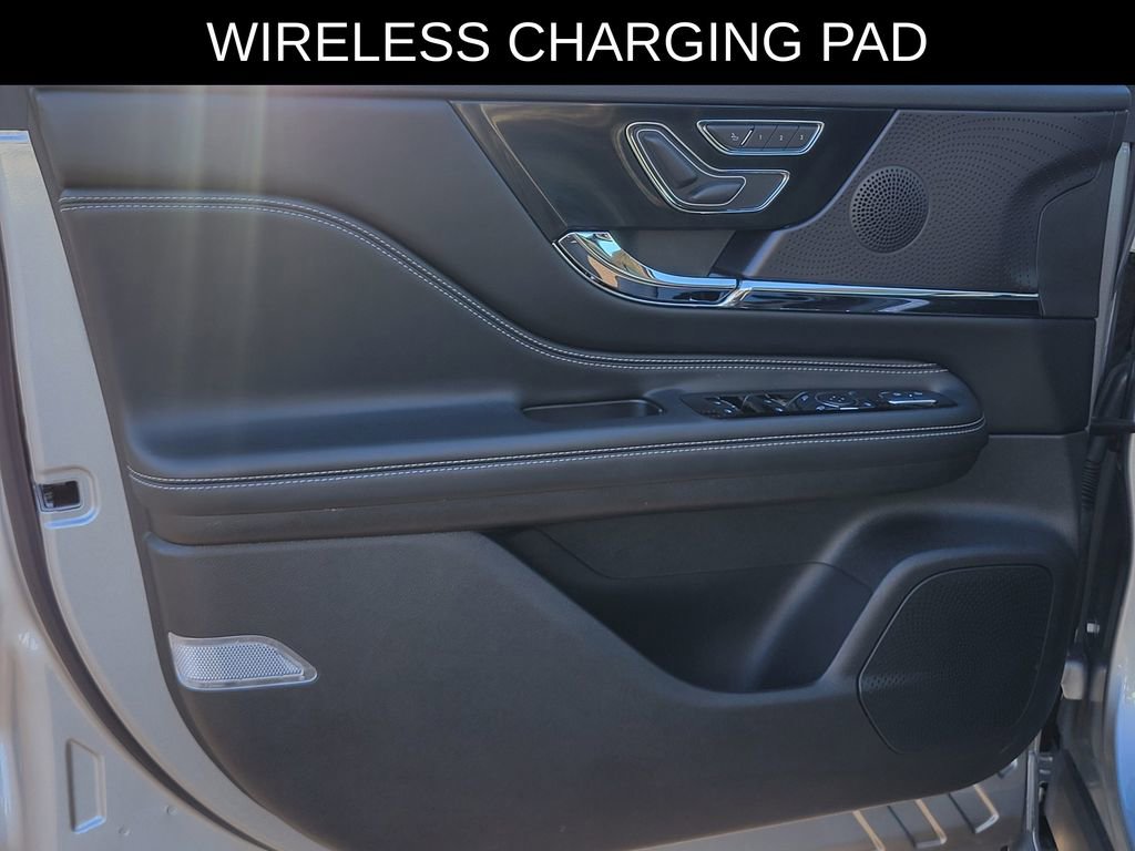 Used 2024 Lincoln Corsair Grand Touring w/ Equipment Group 301A image 19