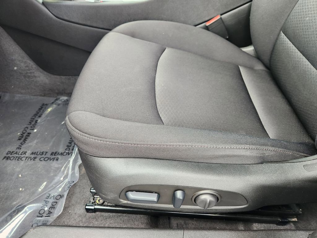 Used 2024 Chevrolet Malibu LT image 25