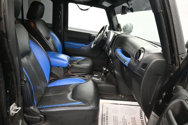 Used 2013 Jeep Wrangler Unlimited Sport AWD/4WD image 7