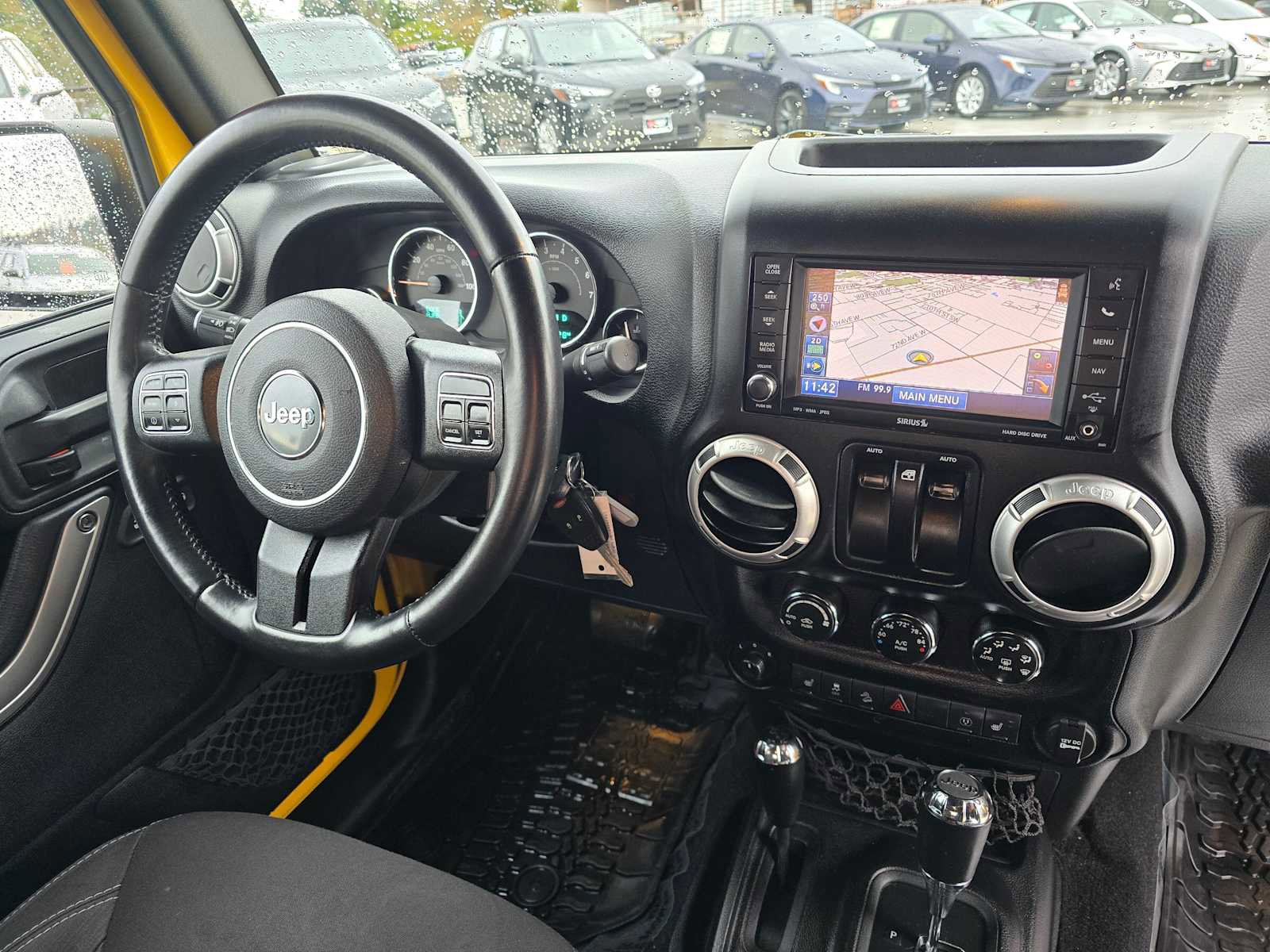 Used 2015 Jeep Wrangler Sahara w/ Connectivity Group image 10