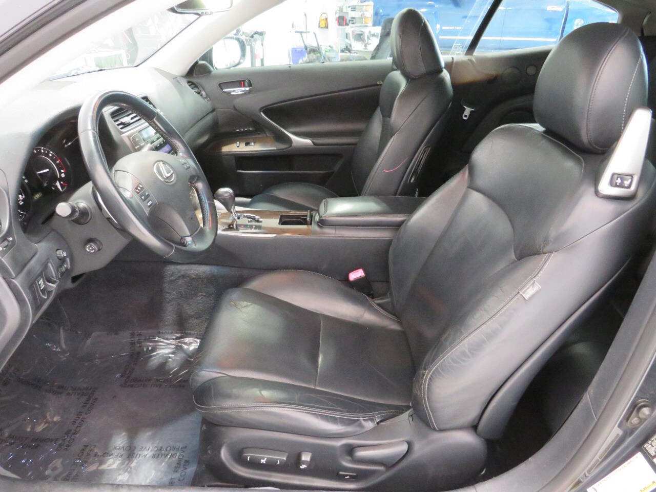 Used 2010 Lexus IS 250C image 20