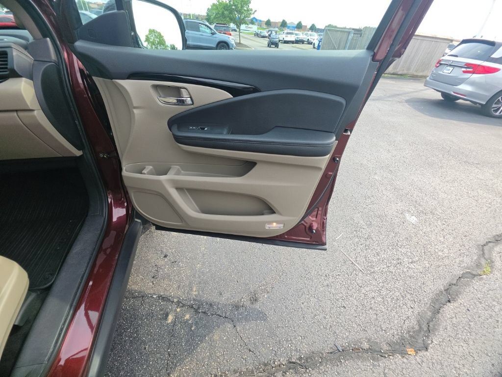 Certified 2022 Honda Pilot Elite image 34