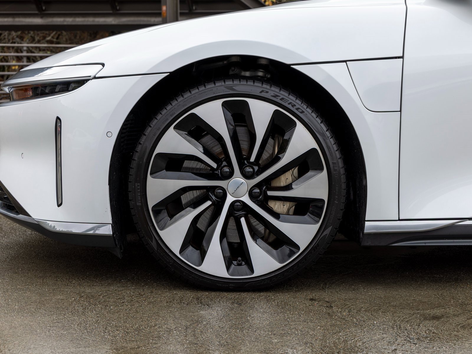 Used 2022 Lucid Air Grand Touring image 13