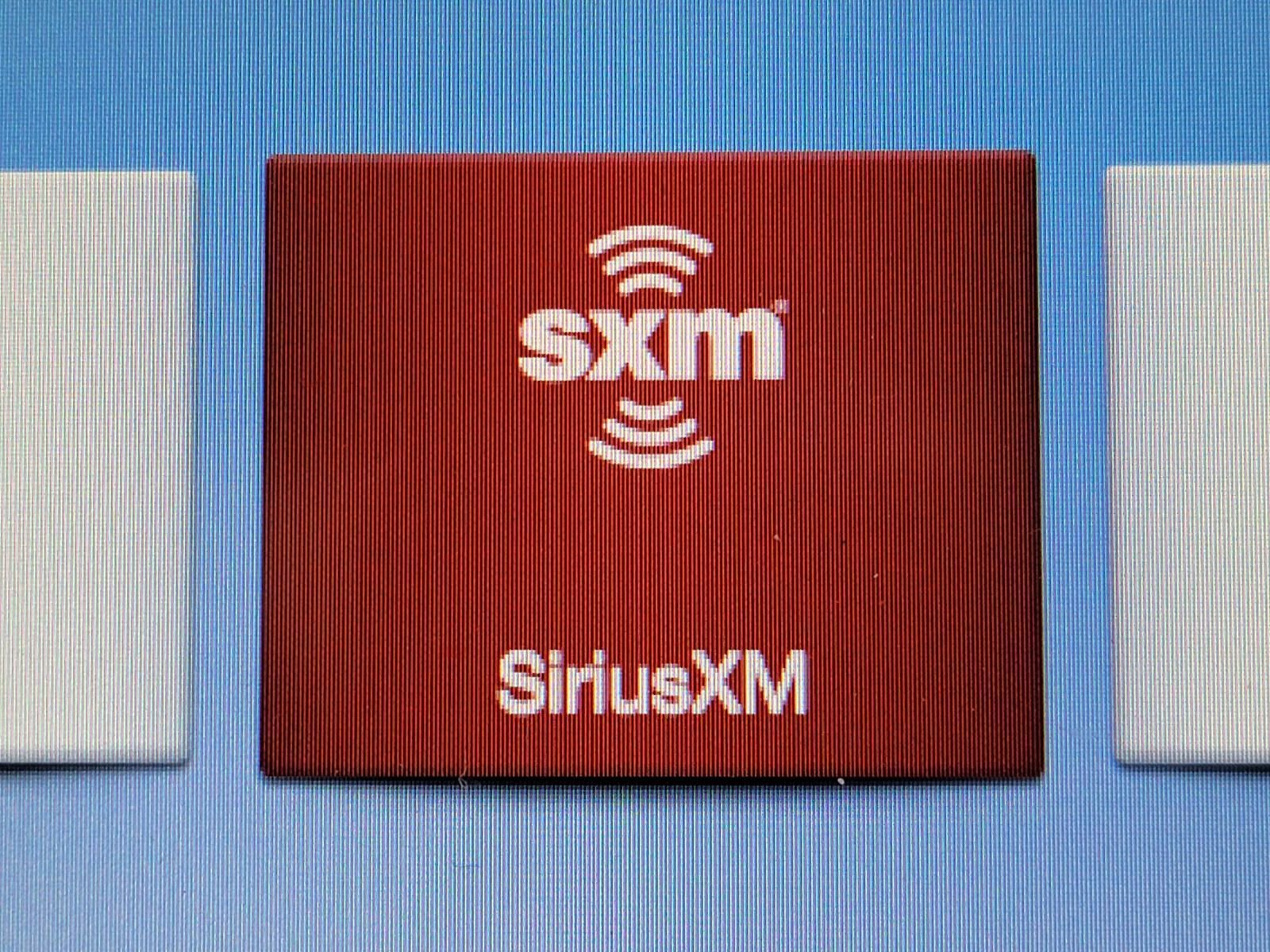 Used 2018 Ford Explorer Sport w/ Equipment Group 401A image 11