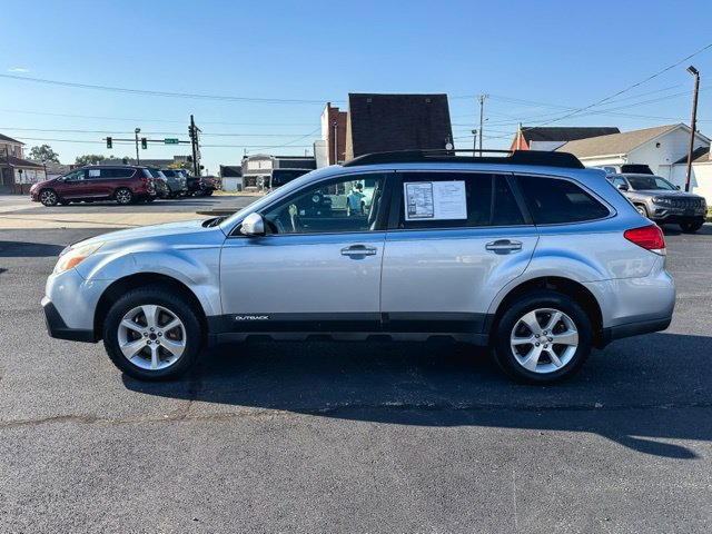 Used 2014 Subaru Outback 3.6R Limited AWD/4WD image 4