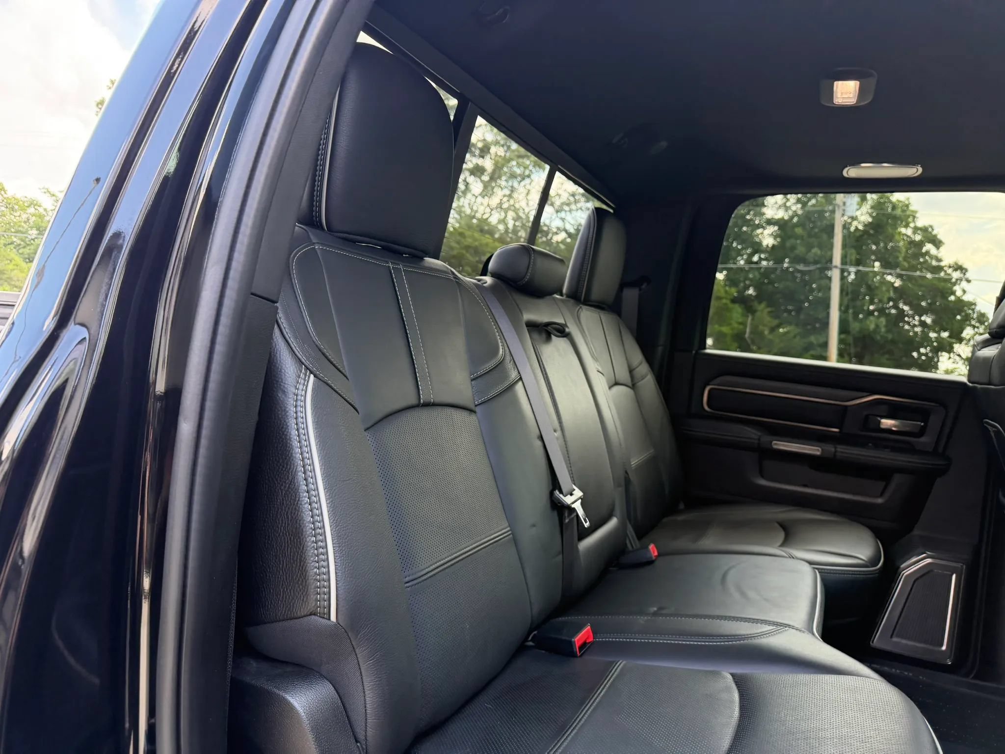 Used 2020 RAM 2500 Limited AWD/4WD image 49