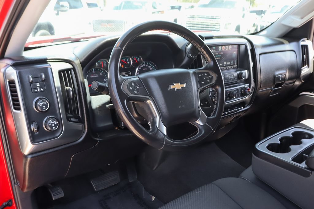 Used 2018 Chevrolet Silverado 1500 LT w/ All Star Edition AWD/4WD image 19