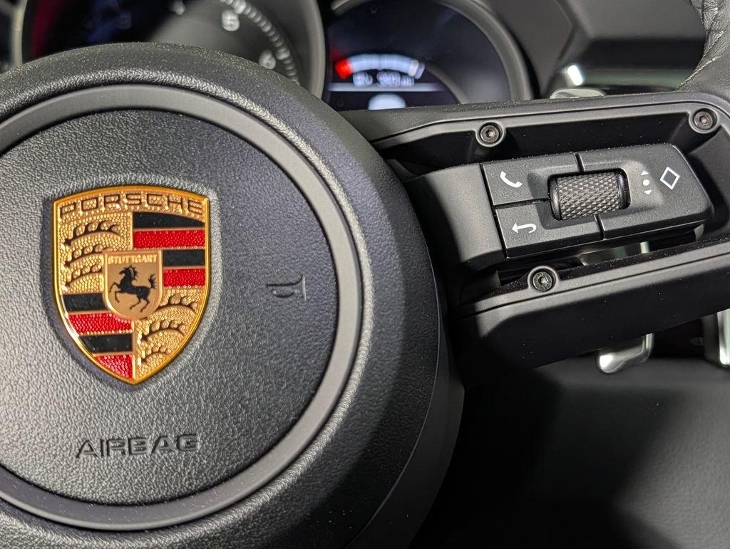 New 2026 Porsche Macan image 39