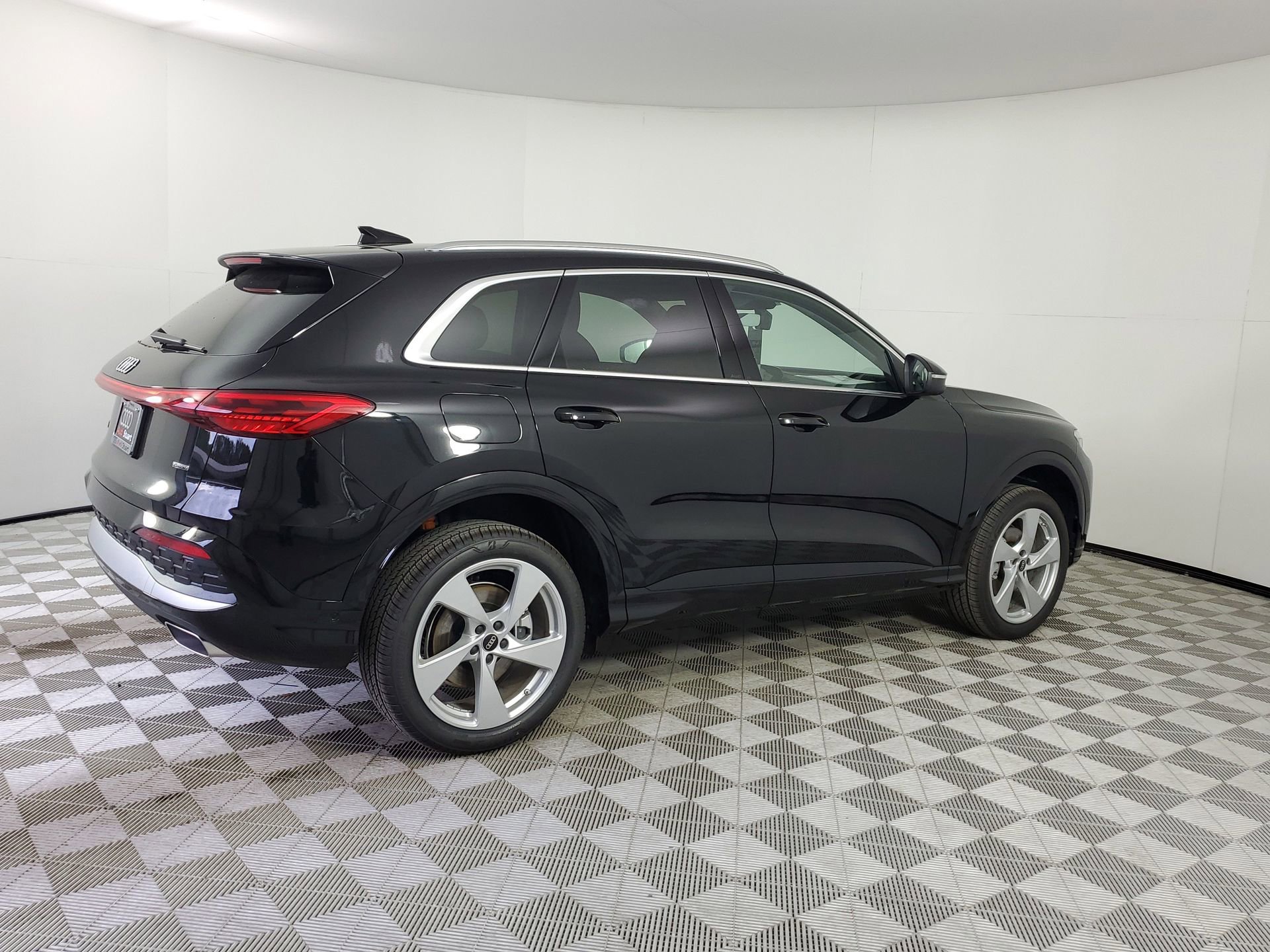 New 2026 Audi Q5 Premium Plus AWD/4WD image 11