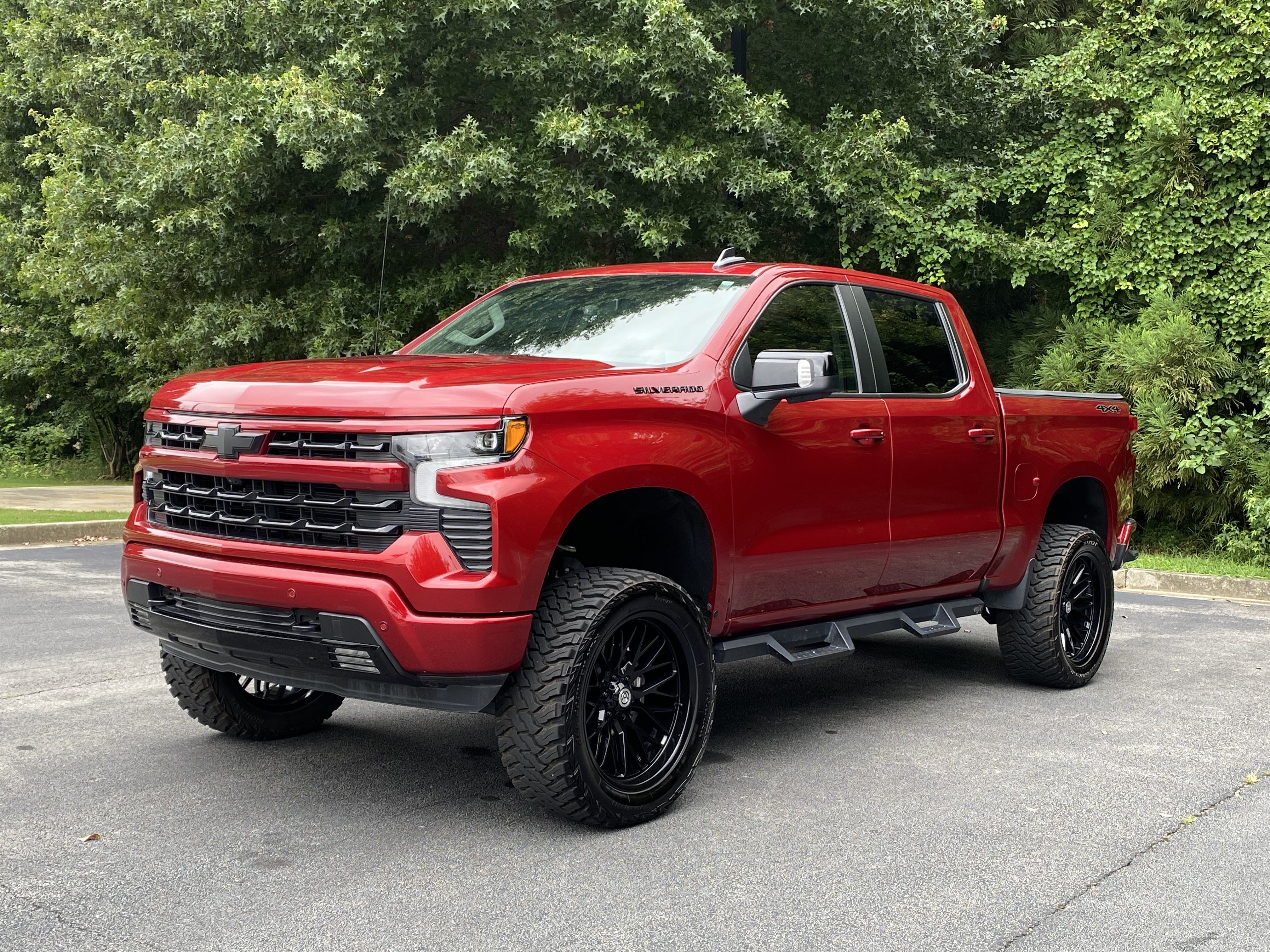 Used 2025 Chevrolet Silverado 1500 RST w/ RST All Star Premium Package AWD/4WD image 5