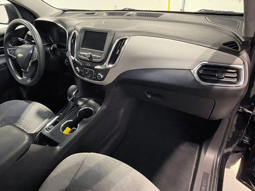 Used 2023 Chevrolet Equinox LS image 26