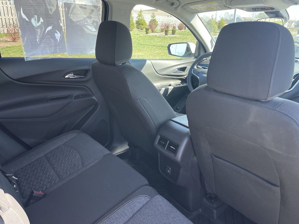Used 2024 Chevrolet Equinox LT w/ LPO, Floor Liner Package image 37