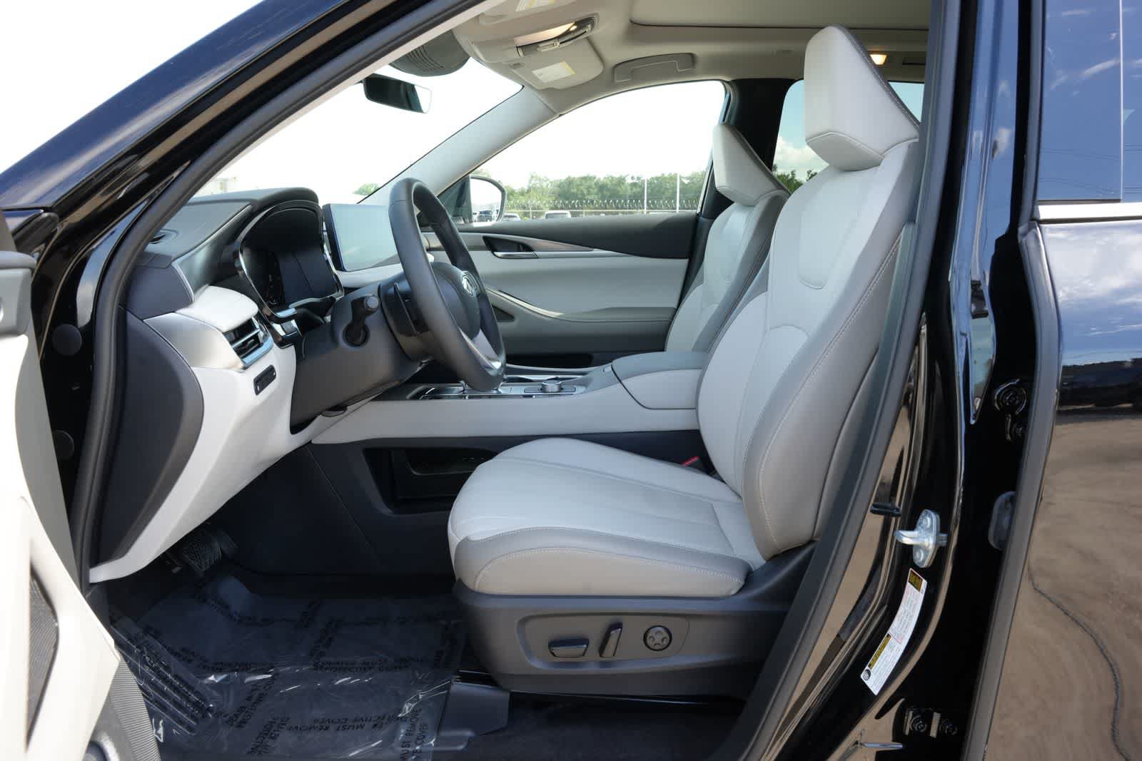 Certified 2027 INFINITI QX60 Pure w/ Cargo Package FWD image 17
