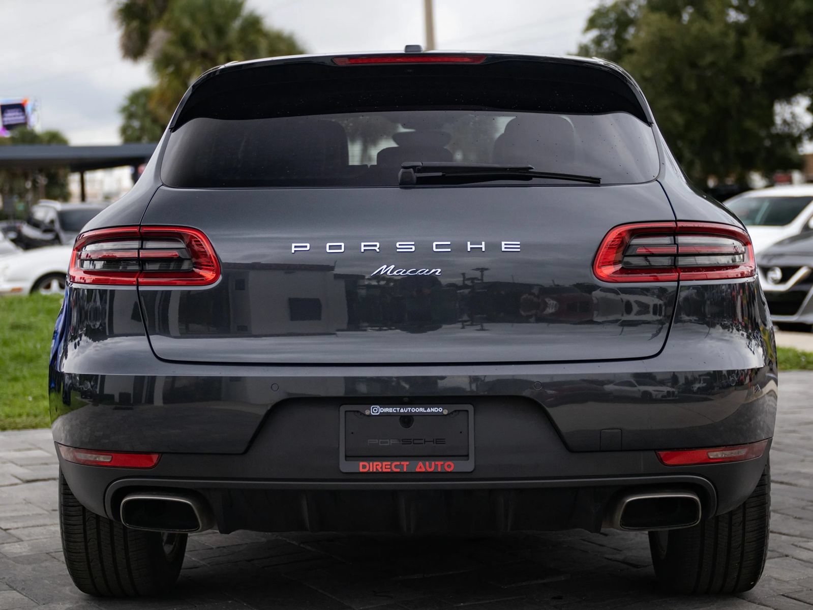 Used 2018 Porsche Macan Sport Edition AWD/4WD image 11