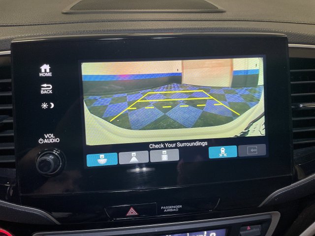 Certified 2020 Honda Pilot Touring image 17