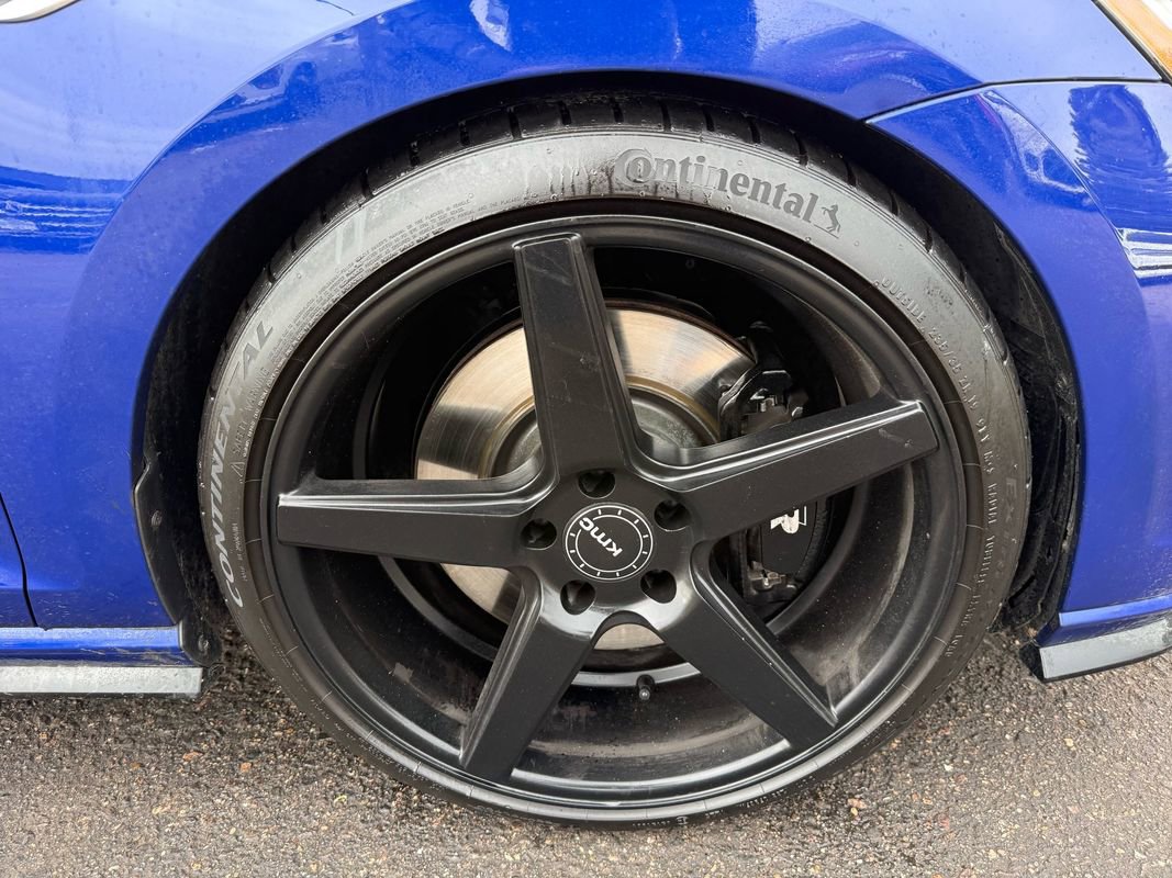 Used 2019 Volkswagen Golf R 4-Door image 11