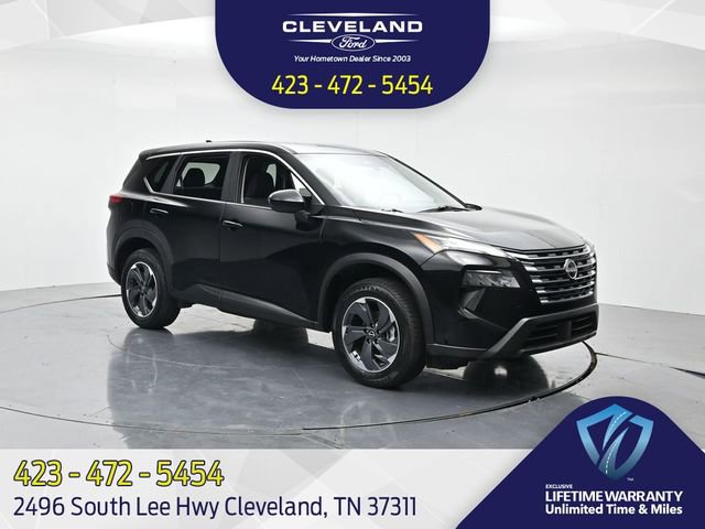 Used 2025 Nissan Rogue SV image 1