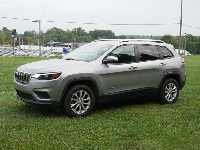 Used 2020 Jeep Cherokee Latitude AWD/4WD image 2