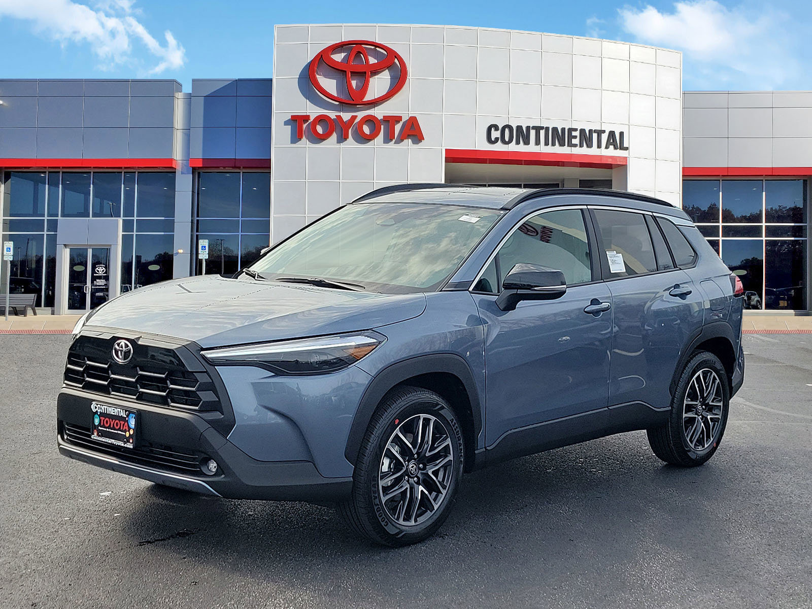 New 2026 Toyota Corolla Cross XLE image 3