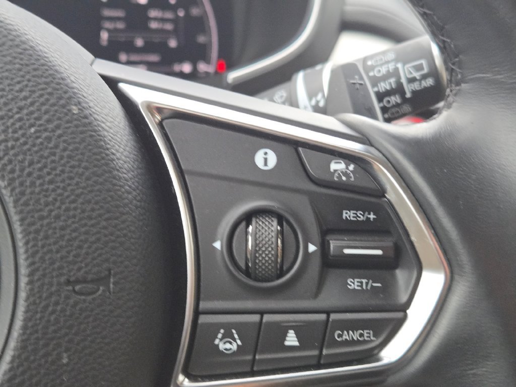 Used 2023 Acura MDX SH-AWD image 24