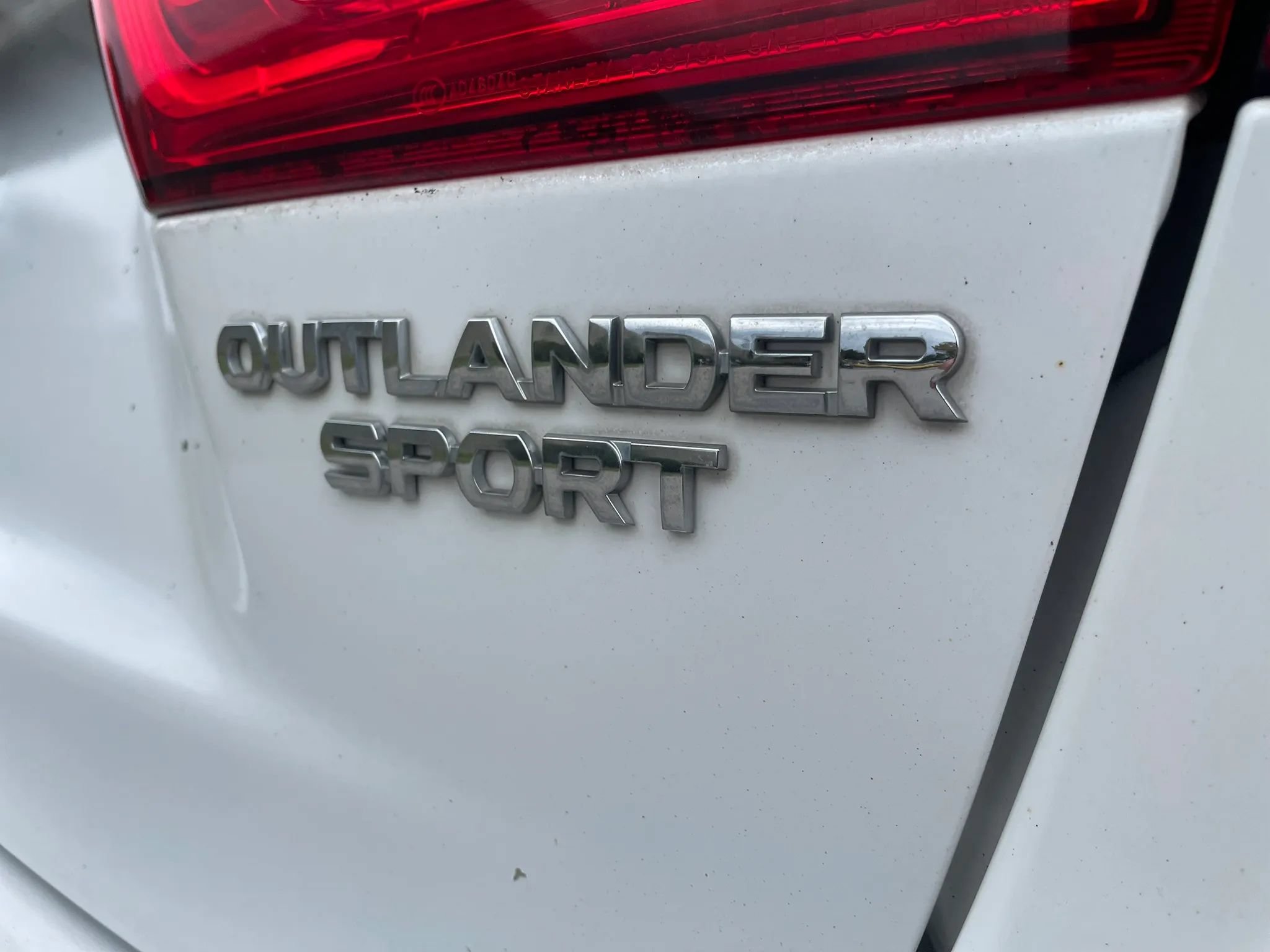 Used 2012 Mitsubishi Outlander Sport SE FWD image 12