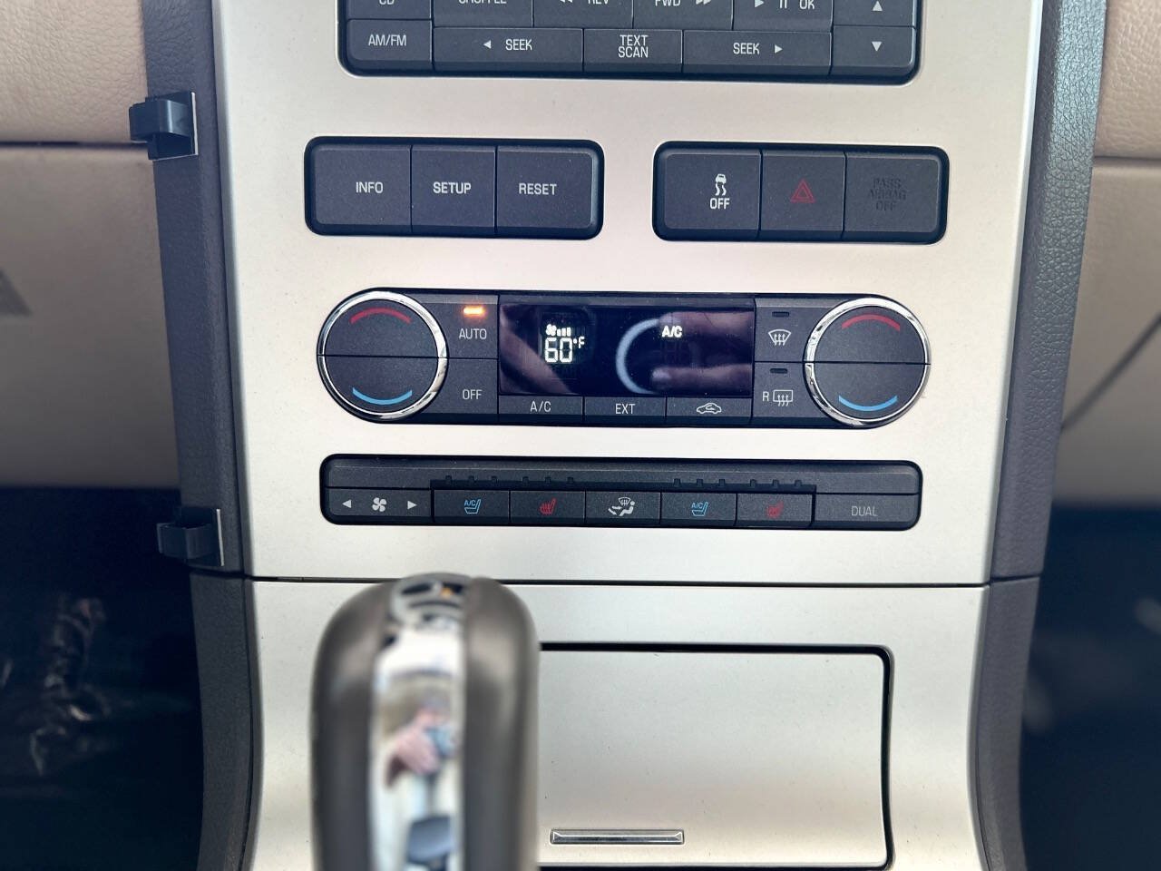 Used 2010 Lincoln MKX 2WD image 76