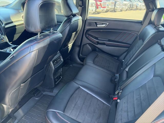 Used 2022 Ford Edge ST-Line w/ Class II Trailer Tow Package image 11