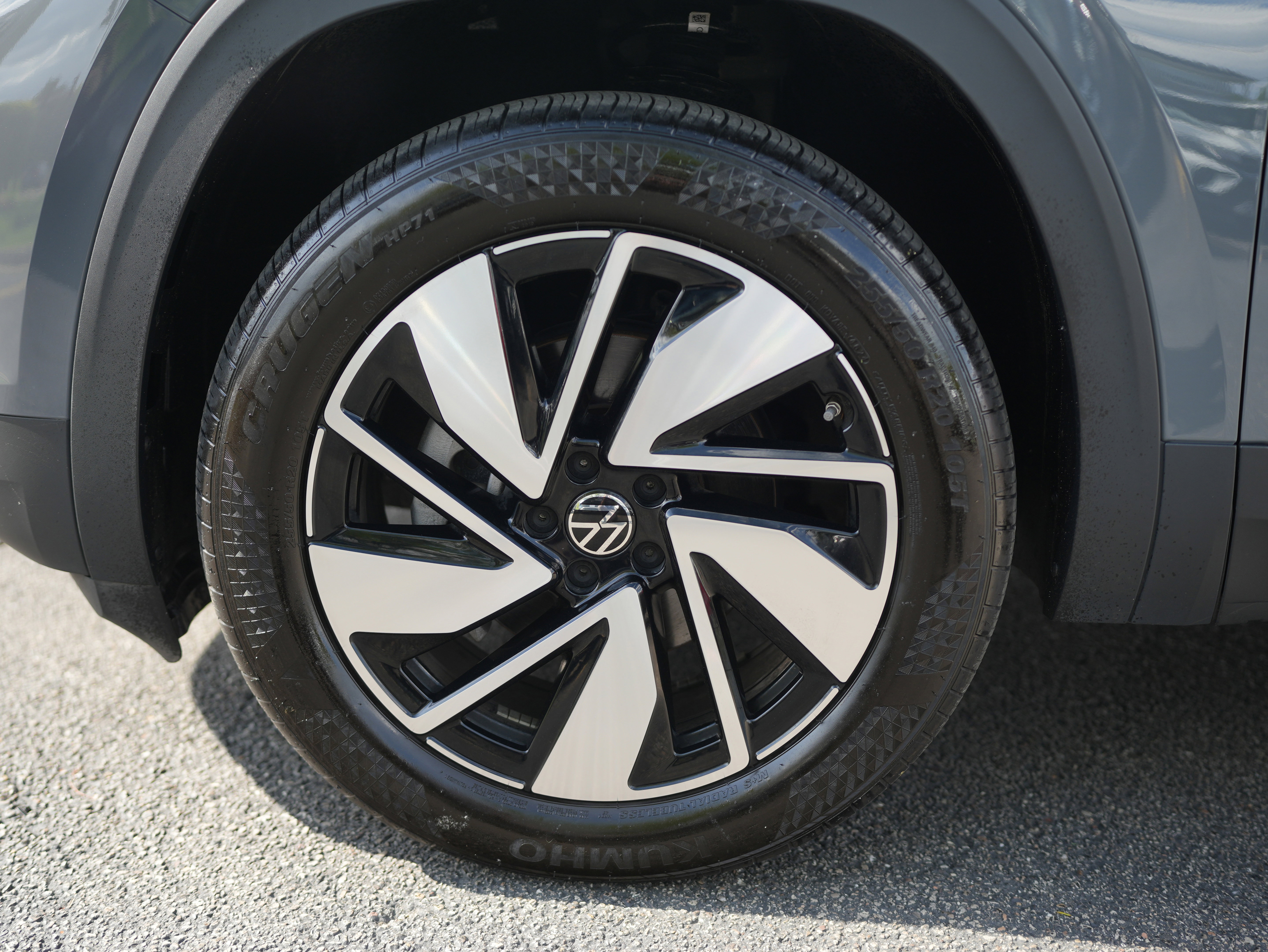 Certified 2025 Volkswagen Atlas SEL AWD/4WD image 10