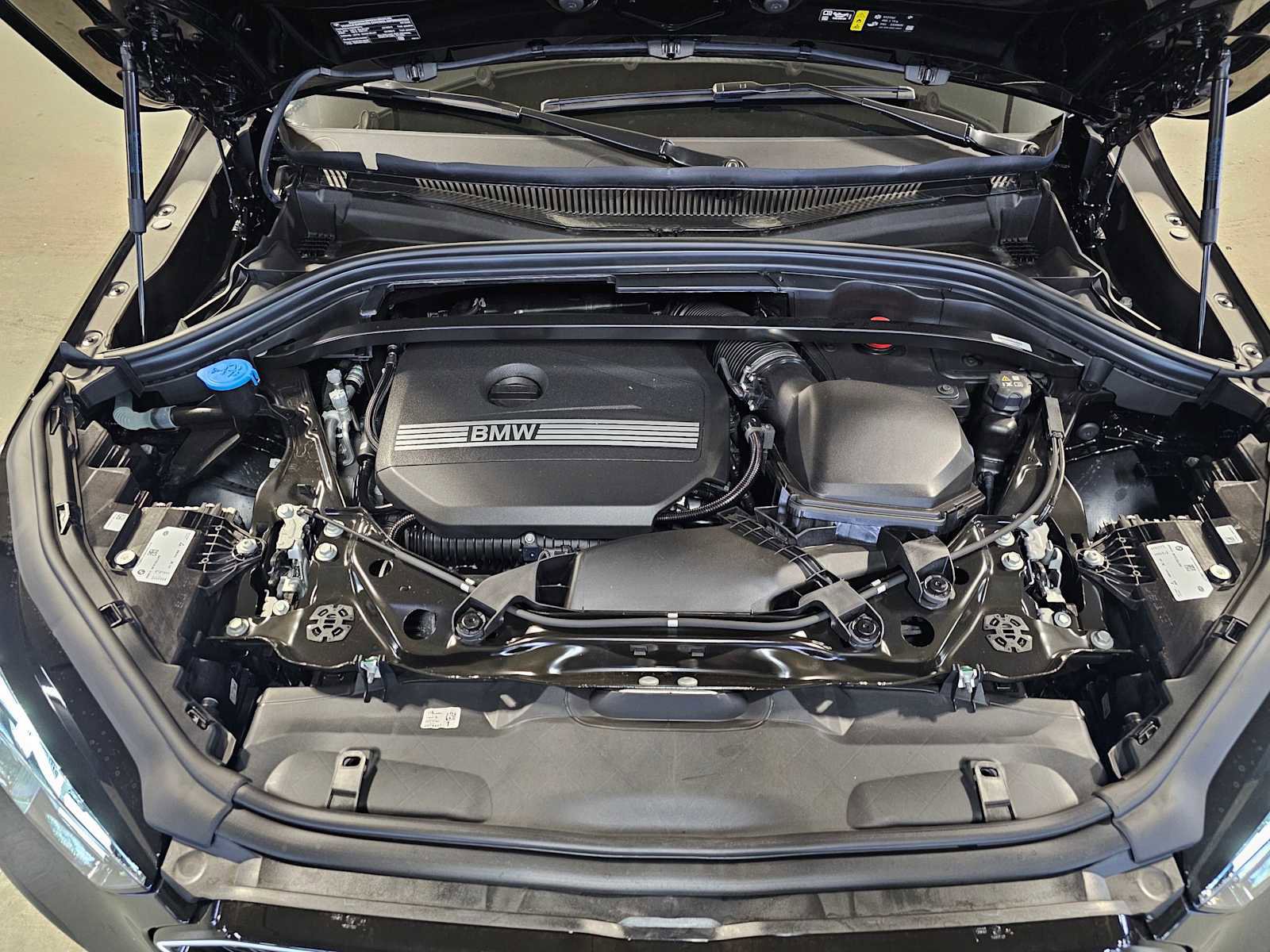 New 2026 BMW X2 xDrive28i w/ Technology Package image 9