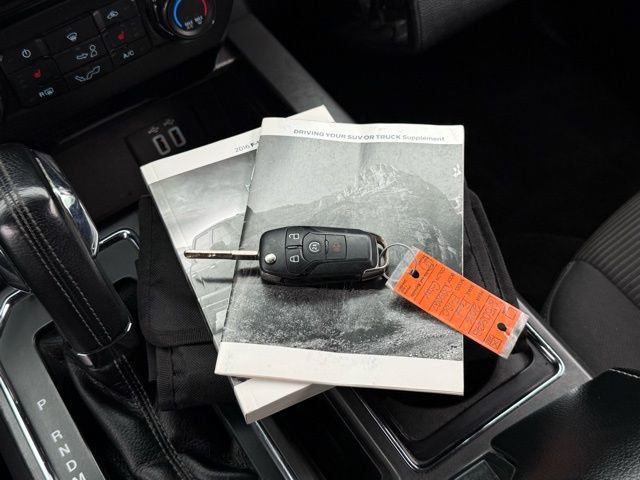 Used 2016 Ford F150 XLT w/ Equipment Group 302A Luxury image 4