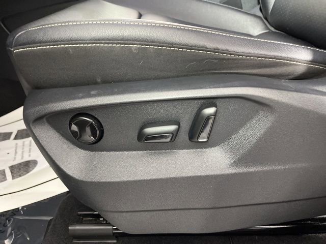 Used 2021 Volkswagen Atlas SE image 34