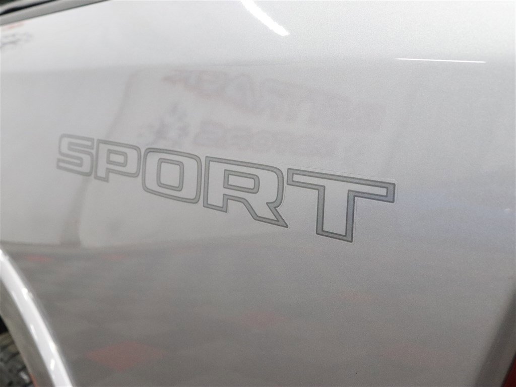 Used 2021 RAM 1500 Laramie AWD/4WD image 12
