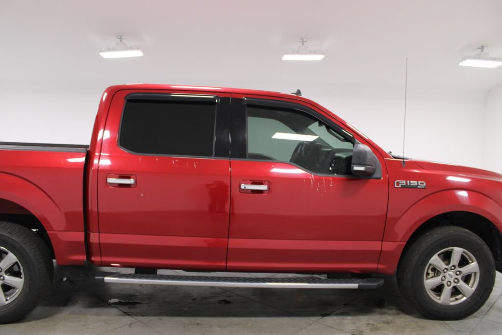 Used 2020 Ford F150 XLT w/ Equipment Group 302A Luxury AWD/4WD image 11
