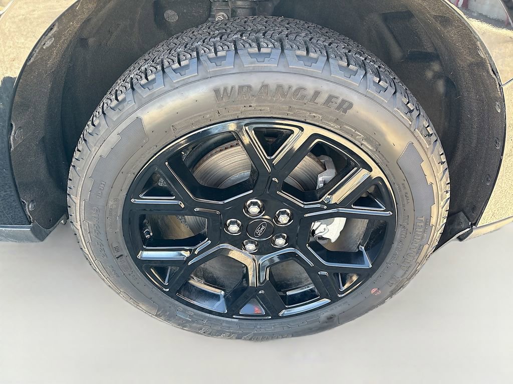 Used 2025 Ford Maverick XLT w/ Equipment Group 301A image 29