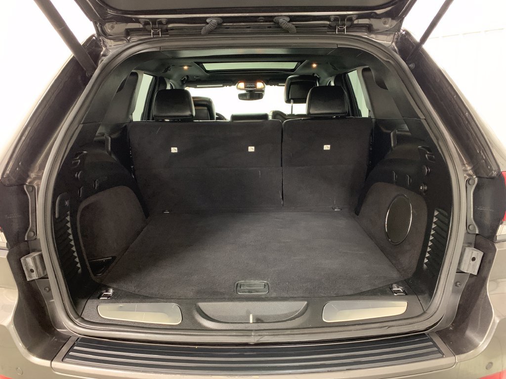 Used 2019 Jeep Grand Cherokee Trailhawk w/ Trailhawk Luxury Group AWD/4WD image 23