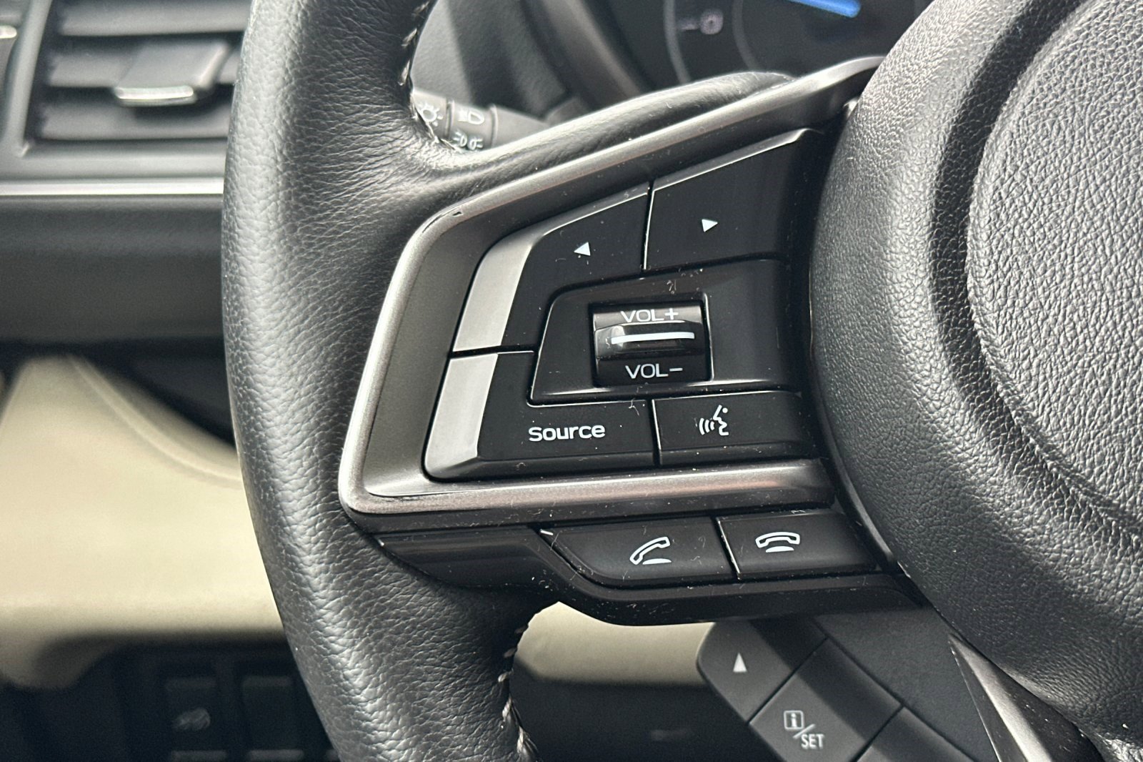 Used 2019 Subaru Ascent Limited w/ Popular Package #2 image 31