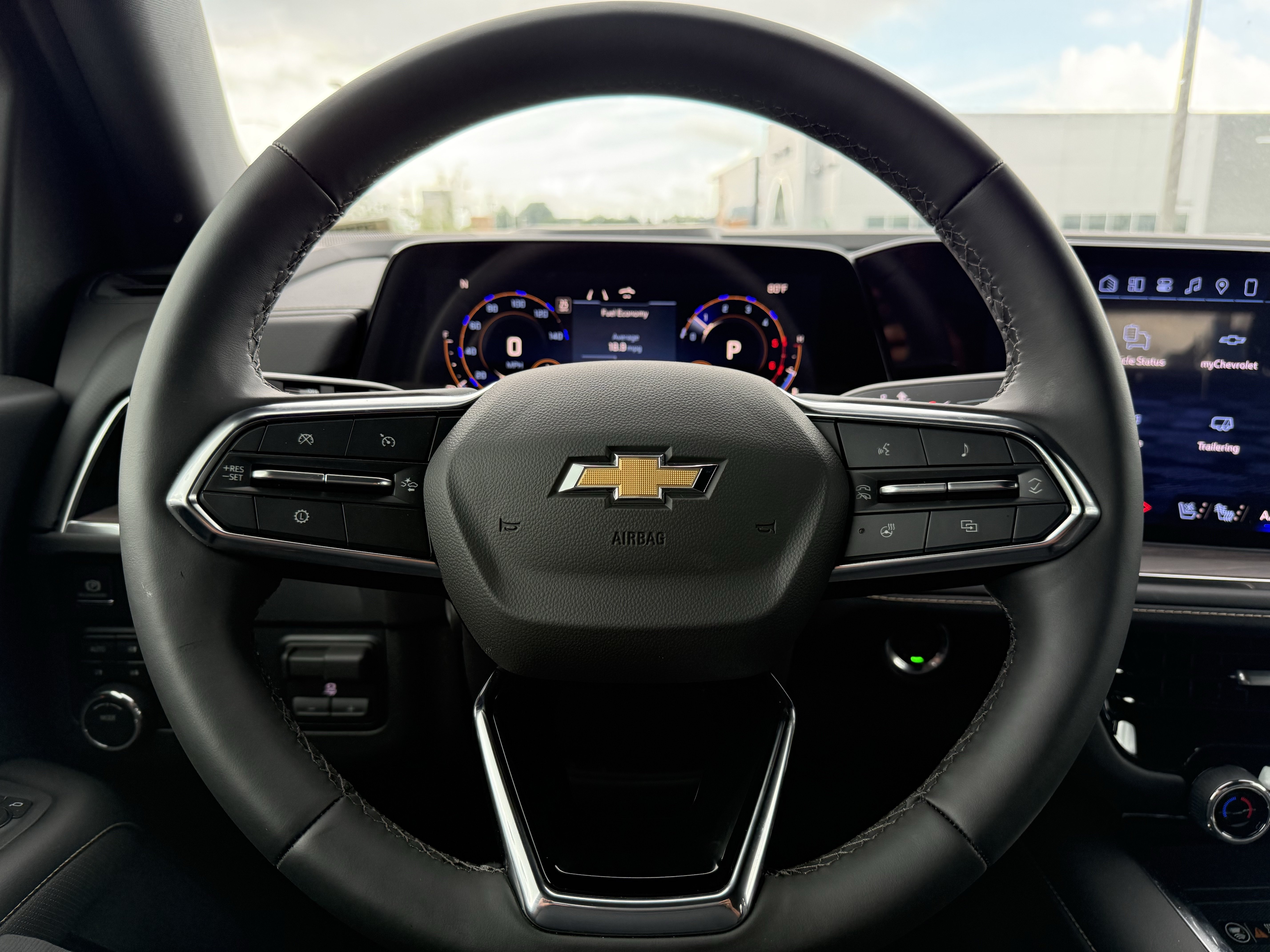 New 2026 Chevrolet Tahoe Premier w/ Sun And Tow Package AWD/4WD image 17