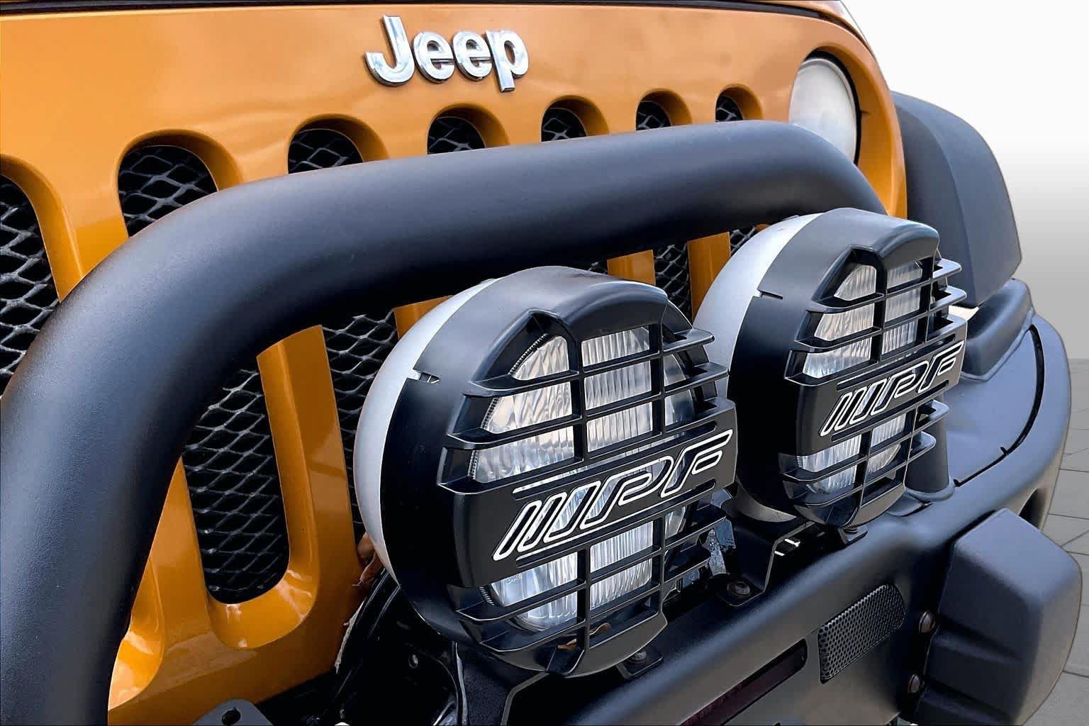 Used 2014 Jeep Wrangler Rubicon AWD/4WD image 25