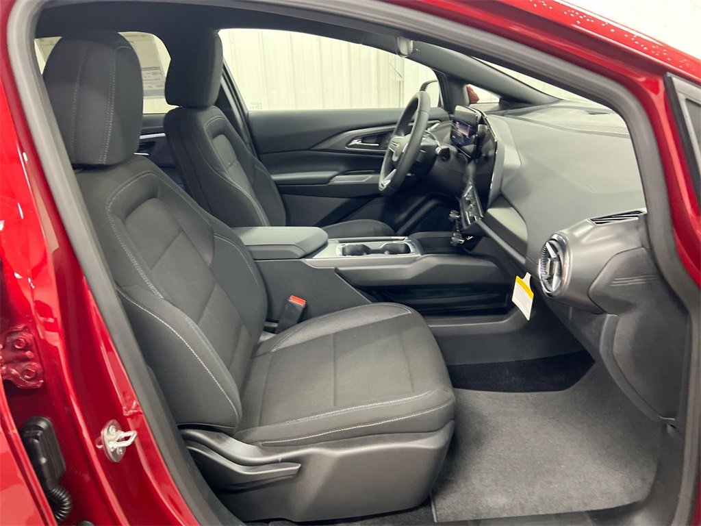 New 2026 Chevrolet Equinox EV LT image 22