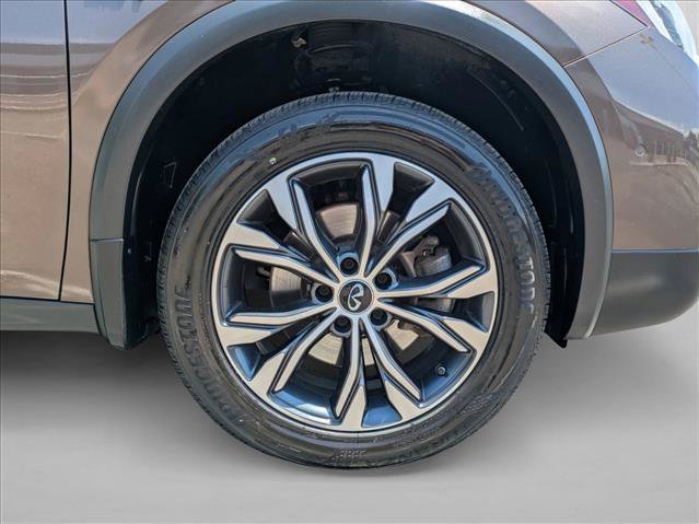 Used 2019 INFINITI QX30 AWD w/ Navigation Package image 22