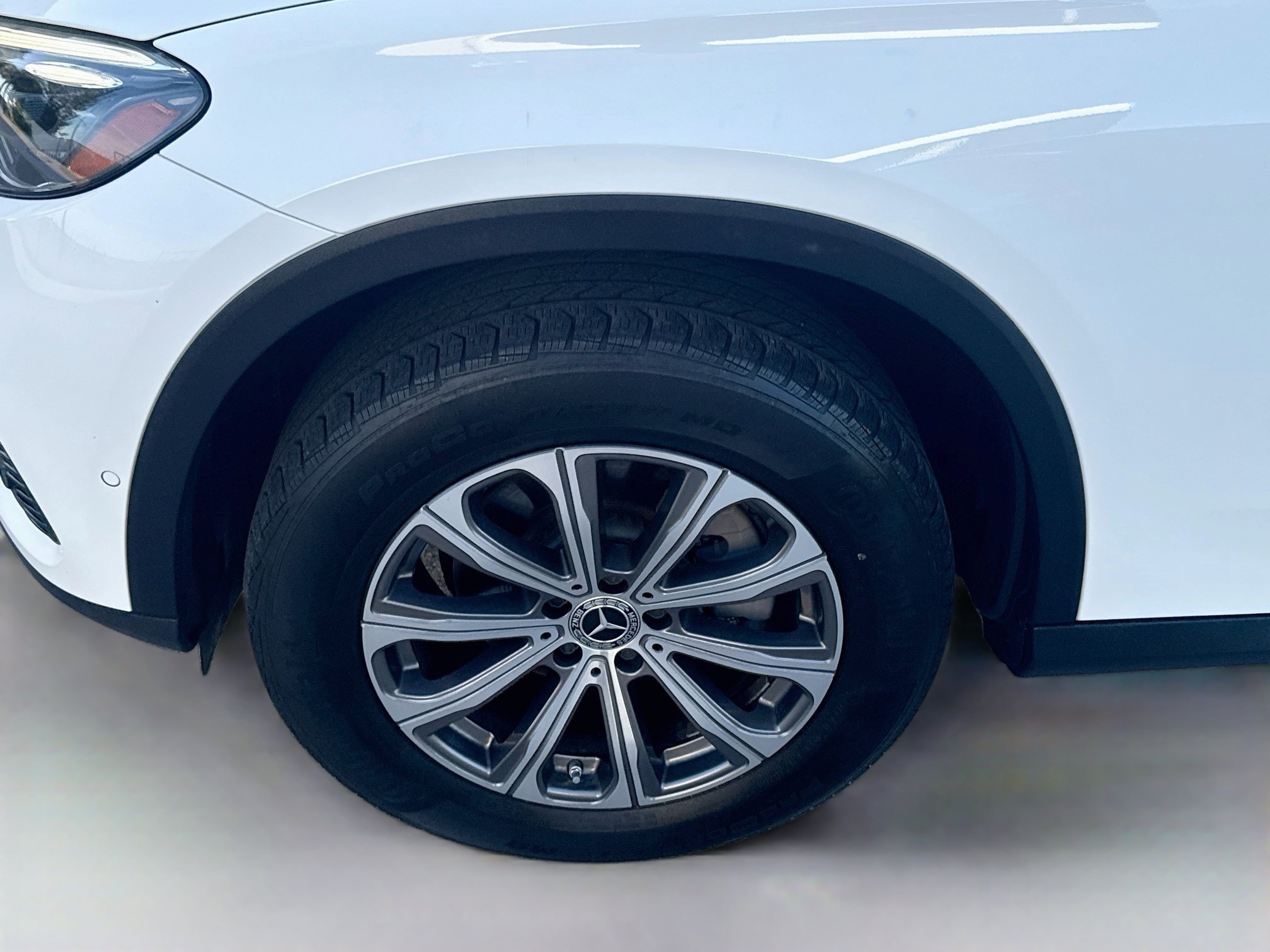 Used 2023 Mercedes-Benz GLC 300 w/ Pinnacle Trim Package image 37